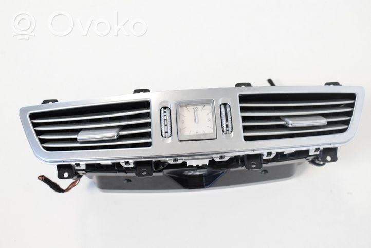 Volvo XC90 Dysze / Kratki nawiewu deski rozdzielczej A2218300954