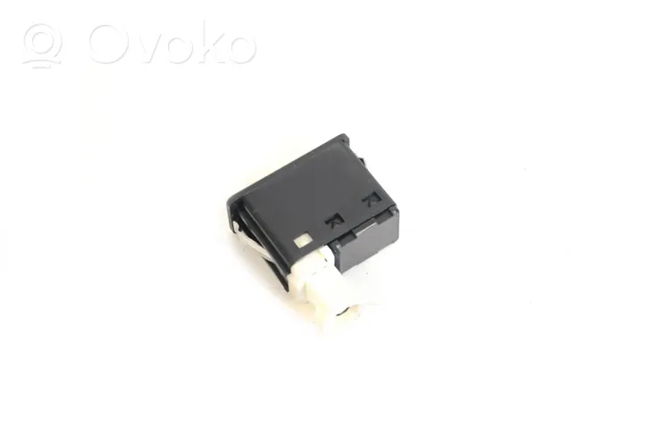 BMW X1 F48 F49 Câble adaptateur AUX 6820397