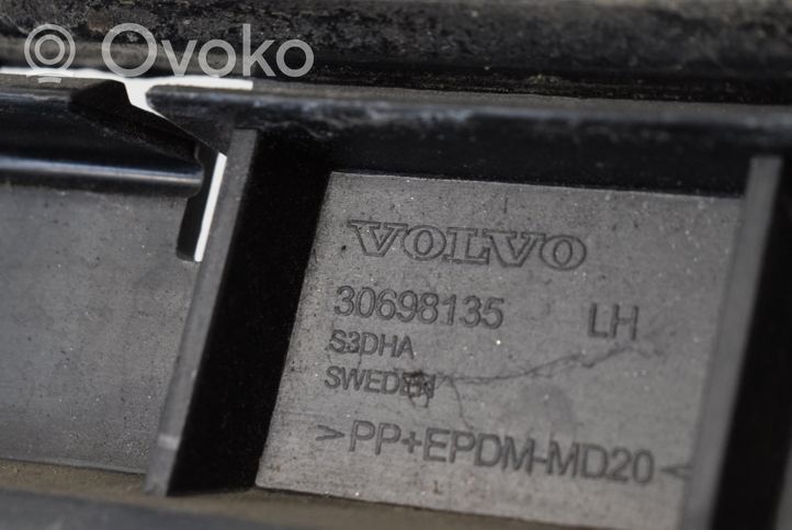 Volvo XC90 Bampera stūra daļas stiprinājums 30698135