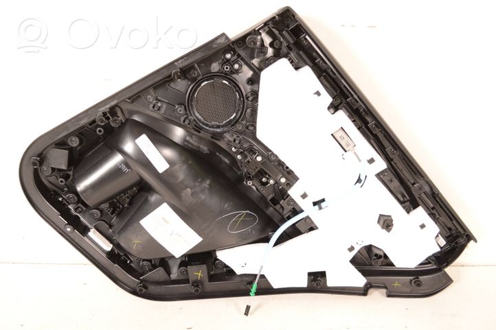 BMW X4 G02 Takaoven verhoilu 7410263