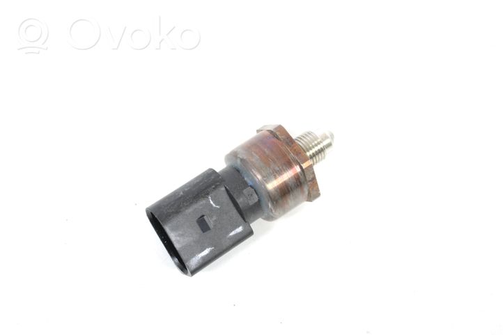 Audi A5 Sensore temperatura del carburante 059906054G