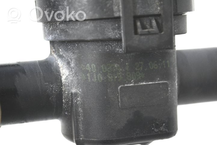 Audi A4 S4 B8 8K Riscaldatore liquido di raffreddamento 1J0919809