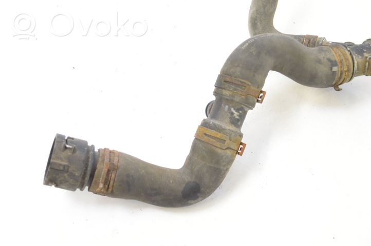 Audi A3 S3 8P Tuyau de liquide de refroidissement moteur 1K0122101DK