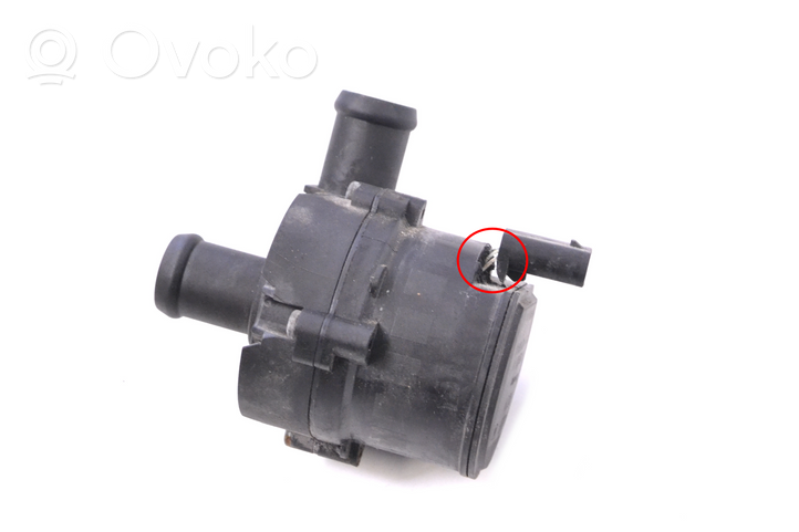 Land Rover Discovery Sport Pompe à eau de liquide de refroidissement DX2318D474AC