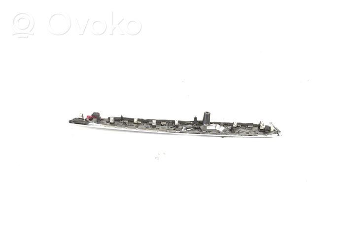 BMW 7 G11 G12 Support bouton lève vitre porte arrière 7991656