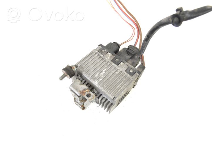 Audi A4 S4 B6 8E 8H Module de commande de ventilateur 898064000