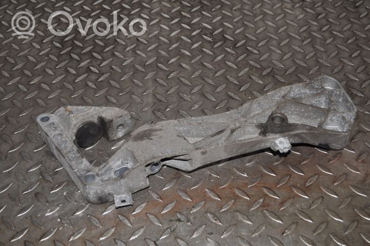 BMW 4 F32 F33 Supporto di montaggio scatola del cambio 6769281