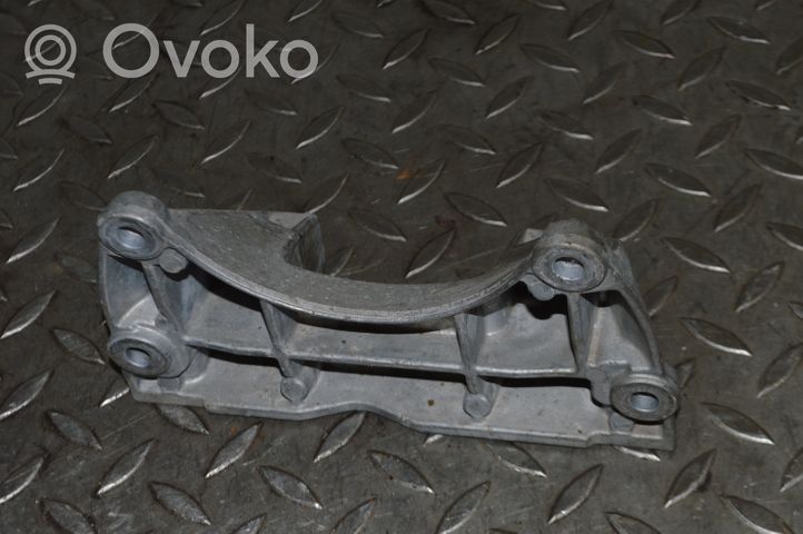 Mercedes-Benz SLK R172 Support de boîte de vitesses A2052420340