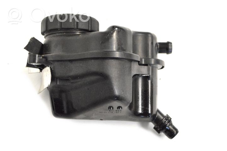 Mercedes-Benz SLK R172 Vase d'expansion / réservoir de liquide de refroidissement A6512000085