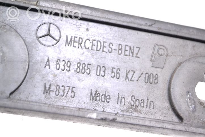 Mercedes-Benz Vito Viano W639 Puskurin kannattimen kulmakannake A6398850356