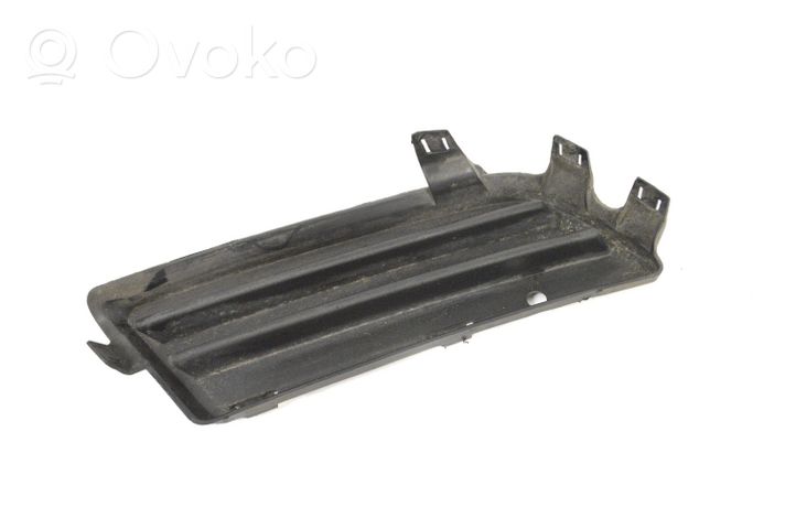 BMW 6 F12 F13 Kratka dolna zderzaka przedniego 7247572