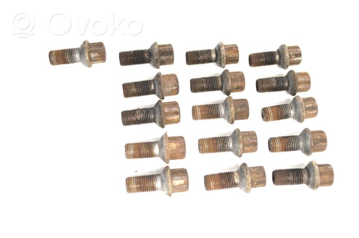 Mercedes-Benz CLS C219 Nuts/bolts 