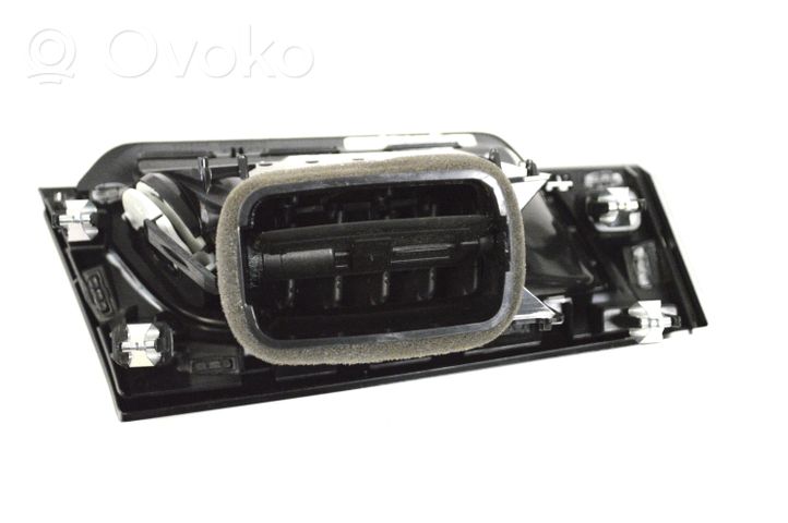 BMW X2 F39 Lango oro grotelės 9292740