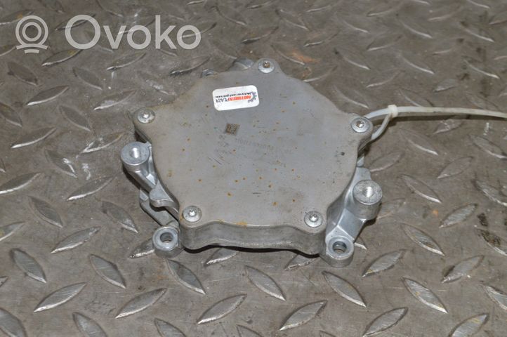 Mercedes-Benz GLA W156 Unterdruckpumpe Vakuumpumpe A2702300165