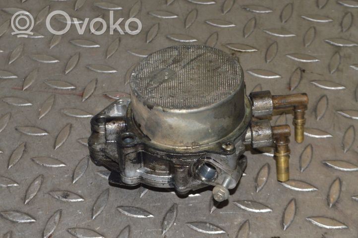 Land Rover Discovery 4 - LR4 Alipainepumppu 9H2Q2A451BE