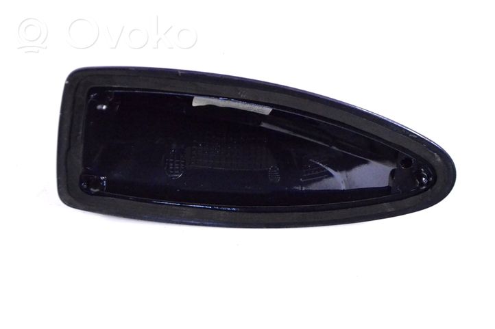 BMW 7 F01 F02 F03 F04 Stogo (GPS) antenos dangtelis 9184422