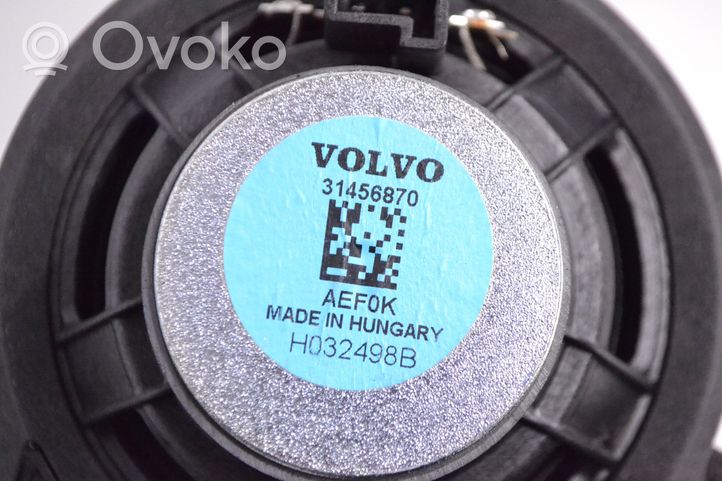Volvo XC40 Громкоговоритель в панели 31456870