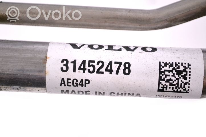 Volvo XC40 Tubo e bocchettone per riempimento serbatoio del carburante 31452478