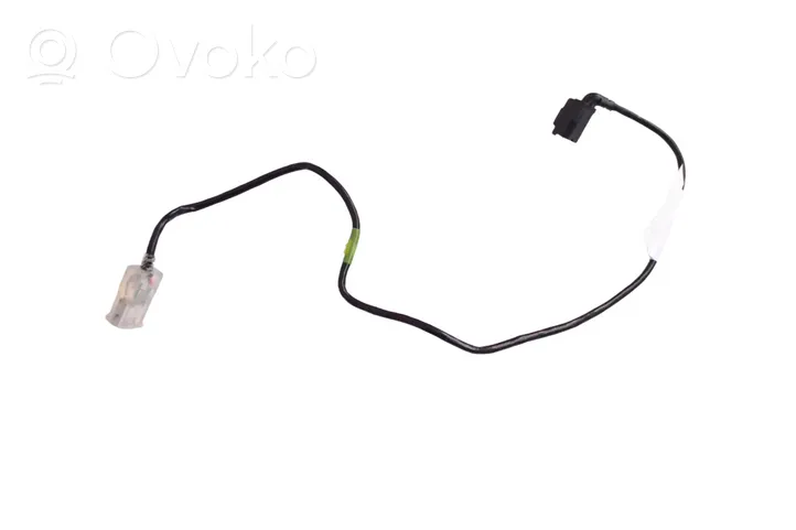 Tesla Model X Enchufe conector USB 104753700C