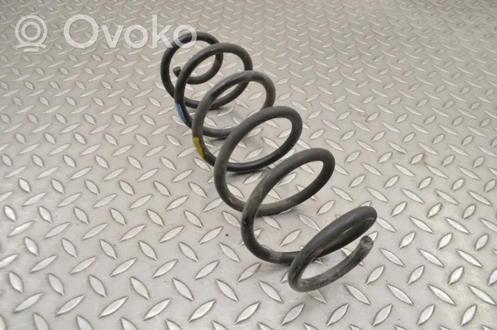Toyota Prius (XW50) Rear coil spring 