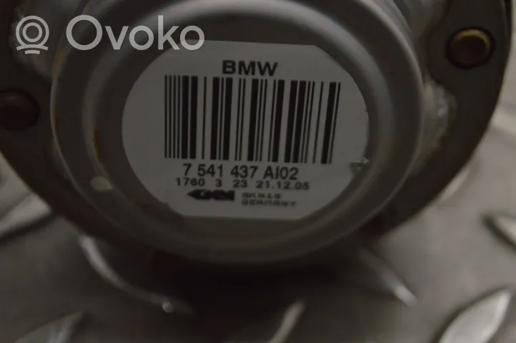 BMW Z4 E85 E86 Półoś tylna 7541437