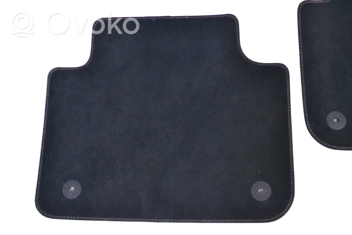 Volkswagen Touareg III Car floor mat set 762864452