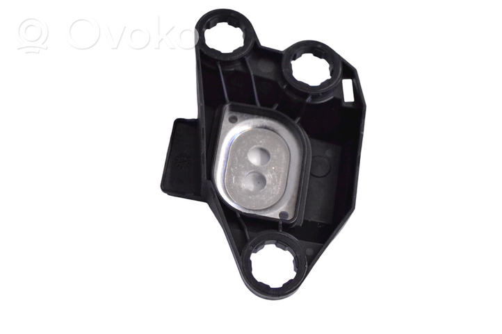 Volkswagen Touareg III ABS pump bracket 8W0614235F