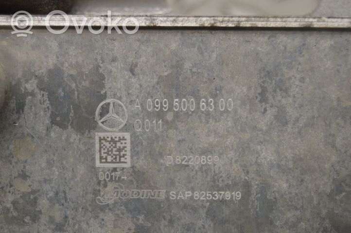 Mercedes-Benz E W238 Vaihteistoöljyn jäähdytin (käytetyt) A0995006300