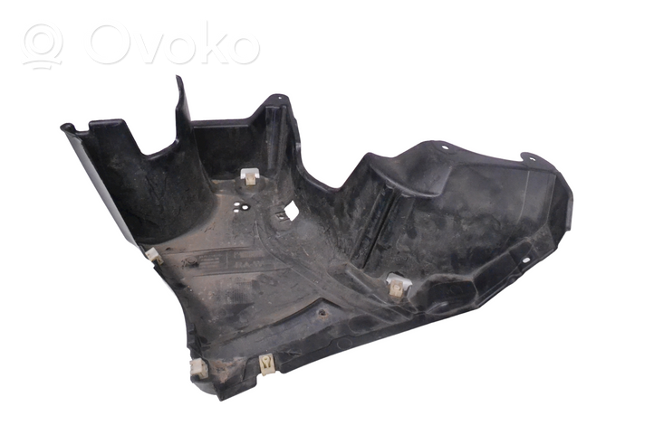 BMW 5 G30 G31 Protezione inferiore del serbatoio del carburante 7340787