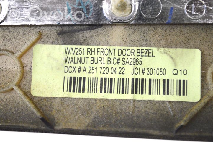 Mercedes-Benz R W251 Muu etuoven verhoiluelementti A2517200422