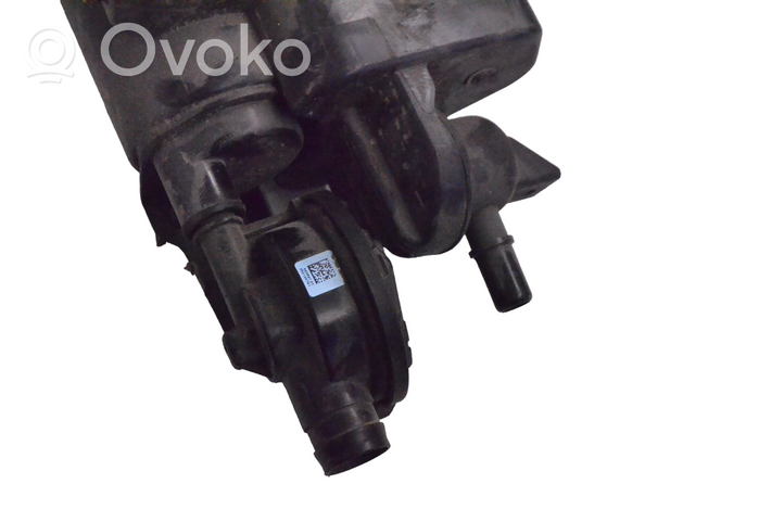 BMW 3 F30 F35 F31 Serbatoio a carbone attivo per il recupero vapori carburante 7271029