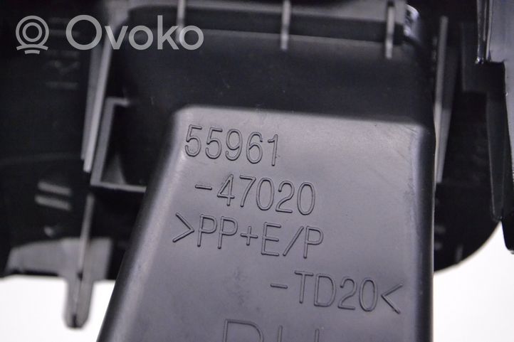 Toyota Prius (XW30) Dysze / Kratki nawiewu deski rozdzielczej 5596147020