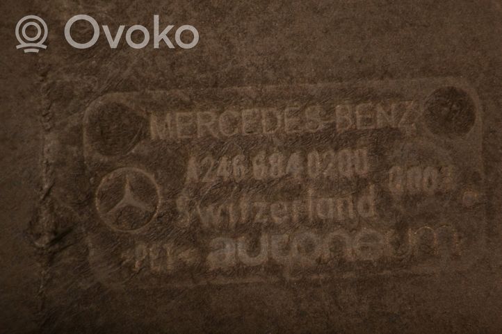 Mercedes-Benz GLA W156 Sivupohjapanssari A2466840200