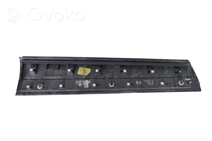 Land Rover Range Rover Velar Listwa drzwi J8A221064B