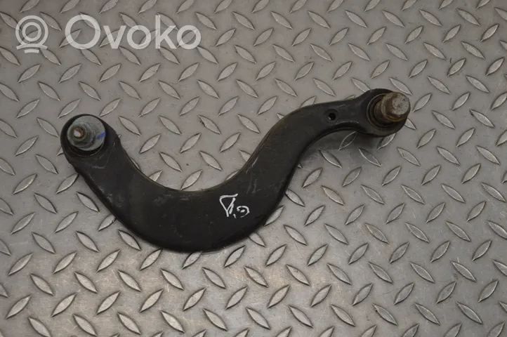 Volkswagen Golf VIII Triangle bras de suspension supérieur arrière 5Q0505323C