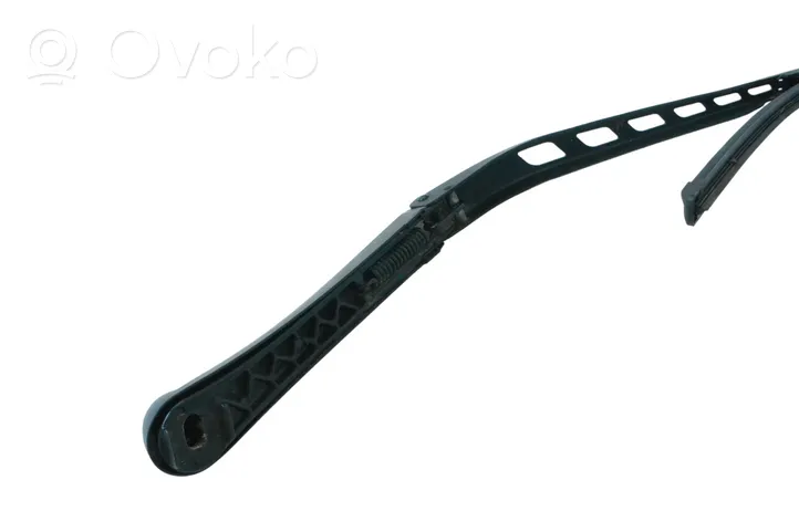 BMW 6 E63 E64 Windshield/front glass wiper blade 7198597