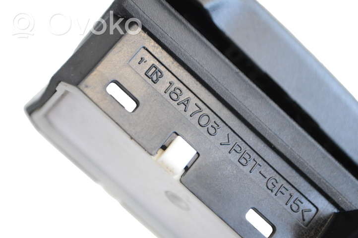 Lexus NX Commutateur de mémoire réglage de siège 18A703