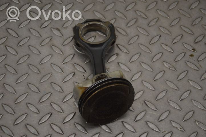 Mercedes-Benz S C217 Piston 1316