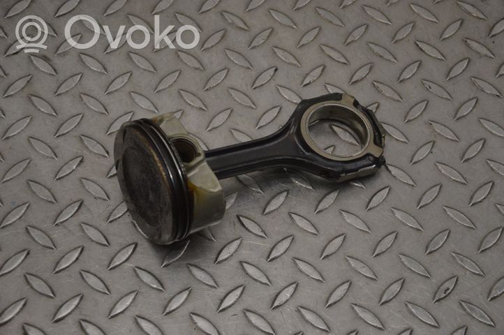 Mercedes-Benz S C217 Piston 1316