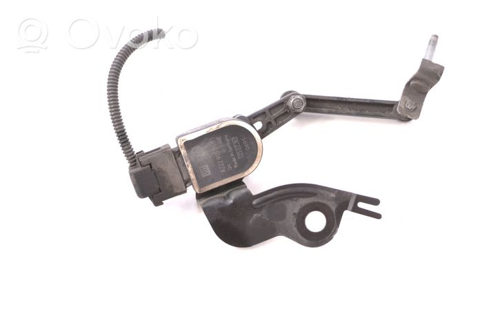 Mercedes-Benz S W222 Sensor de altura delantera de la suspensión neumática A2229050503