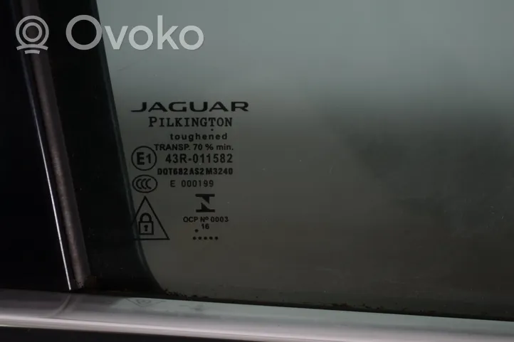 Jaguar F-Pace Takaovi 