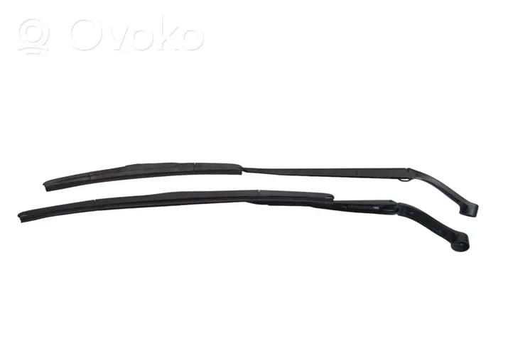 Suzuki Vitara (LY) Wycieraczka szyby przedniej / czołowej 1218H01A