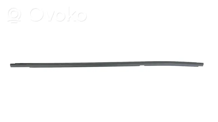 Skoda Enyaq iV Rivestimento modanatura del vetro della portiera posteriore 5L8339417