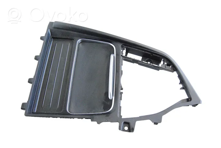 BMW 4 F32 F33 Cup holder 8293900