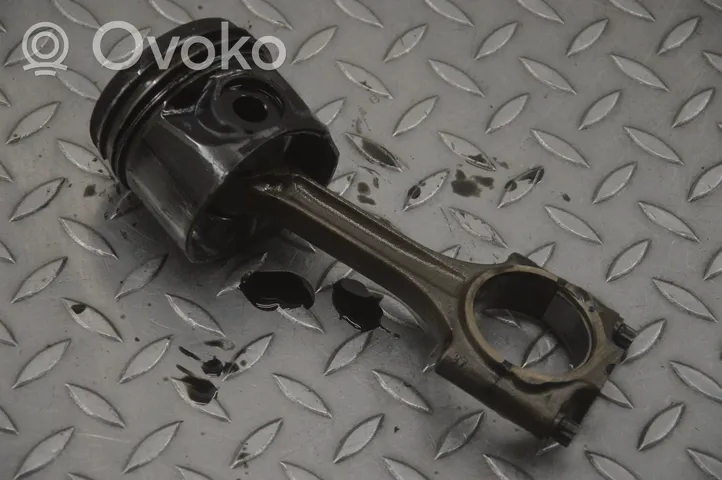 Volvo XC90 Piston 