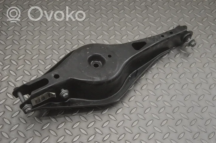 Volvo XC40 Braccio di controllo sospensione posteriore superiore/braccio oscillante 32221200