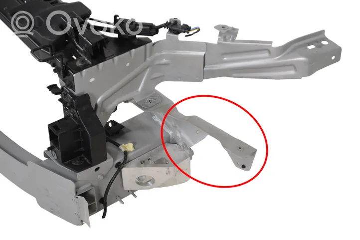 Volvo XC40 Pannello di supporto del radiatore 