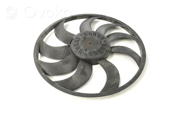 BMW 4 F32 F33 Hélice moteur ventilateur 11115YY0092