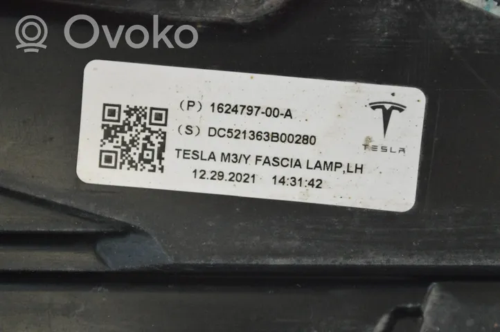 Tesla Model 3 Feu antibrouillard avant 162479700A