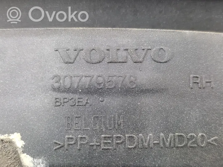 Volvo XC90 Nadkole przednie 30779578